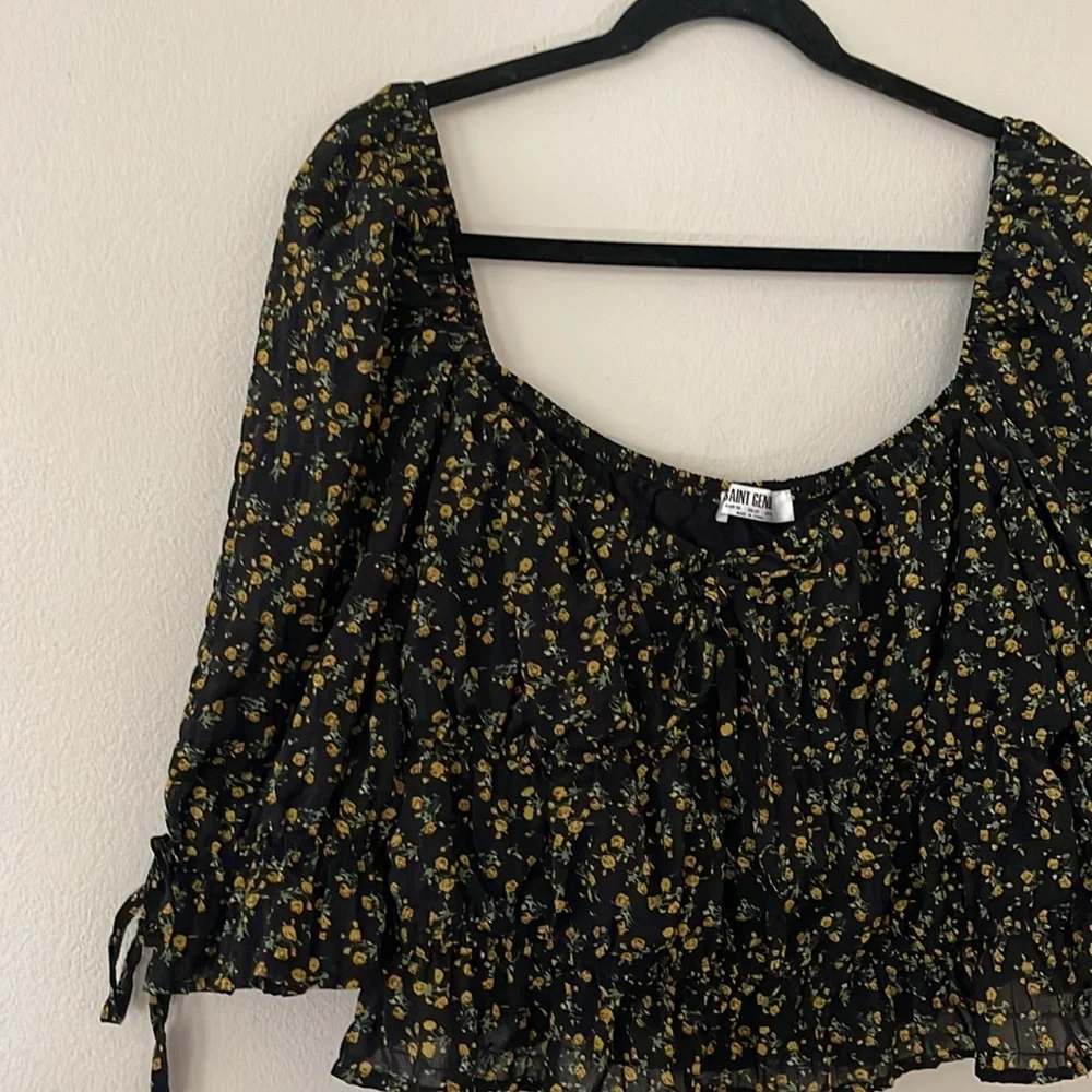 Floral Black Ruched Crop Women's Top Size 18 - Picture 7 of 9